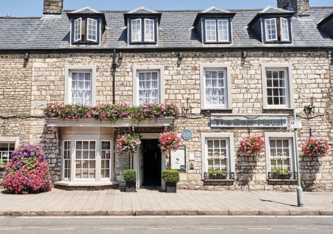 The Bear, Cowbridge Hotel ภายนอก รูปภาพ